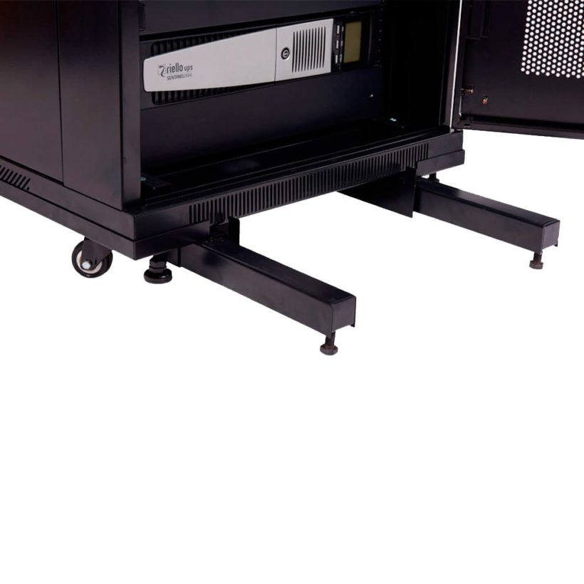 Qube Access 100 Cabinet, with Stabilising Plinth Extended